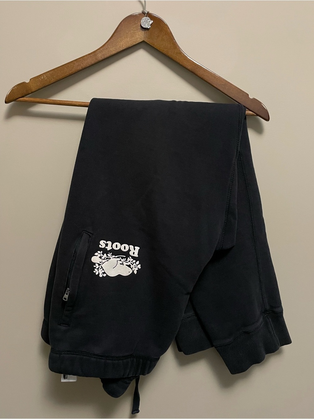 Roots Black Joggers Sweatpants Men Women Large